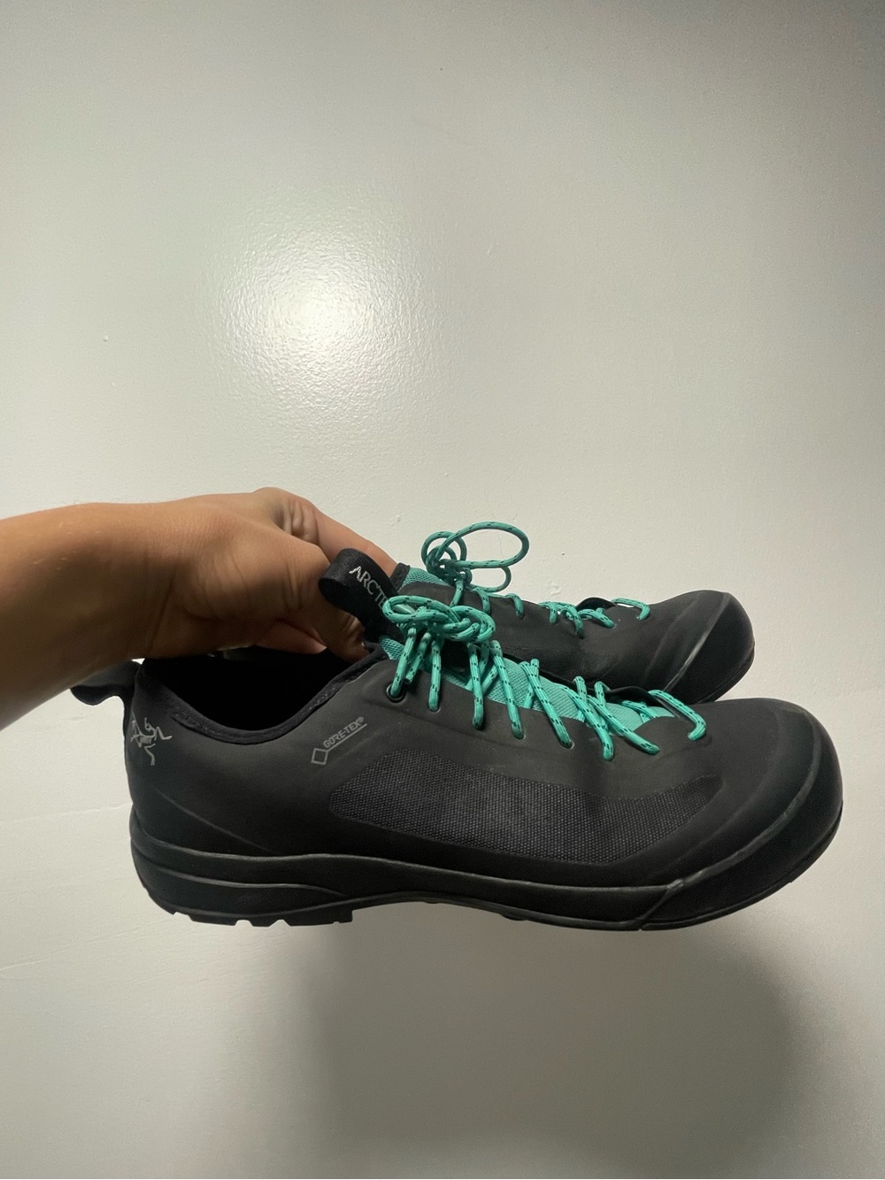 Arc’teryx Acrux SL Goretex Hiking/ Climbing Shoes